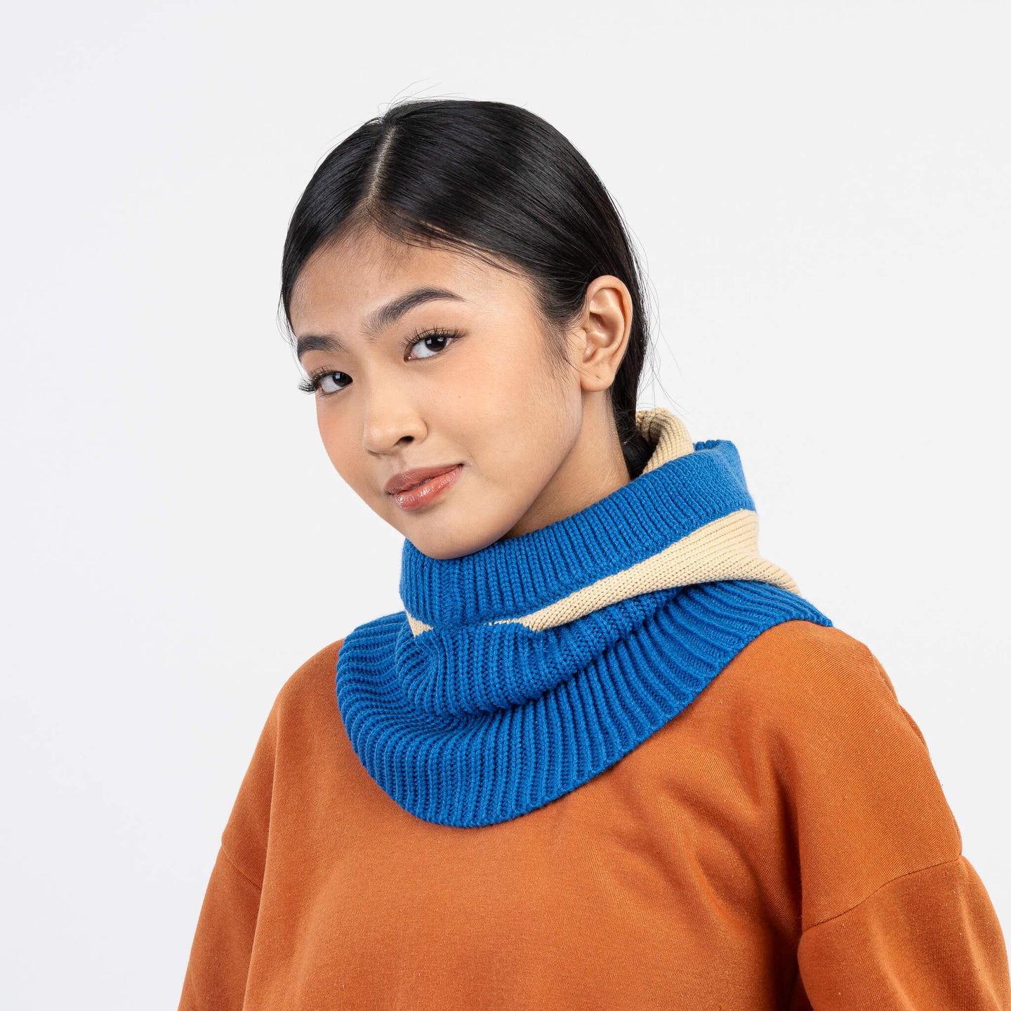 Colorblock Knit Hood
