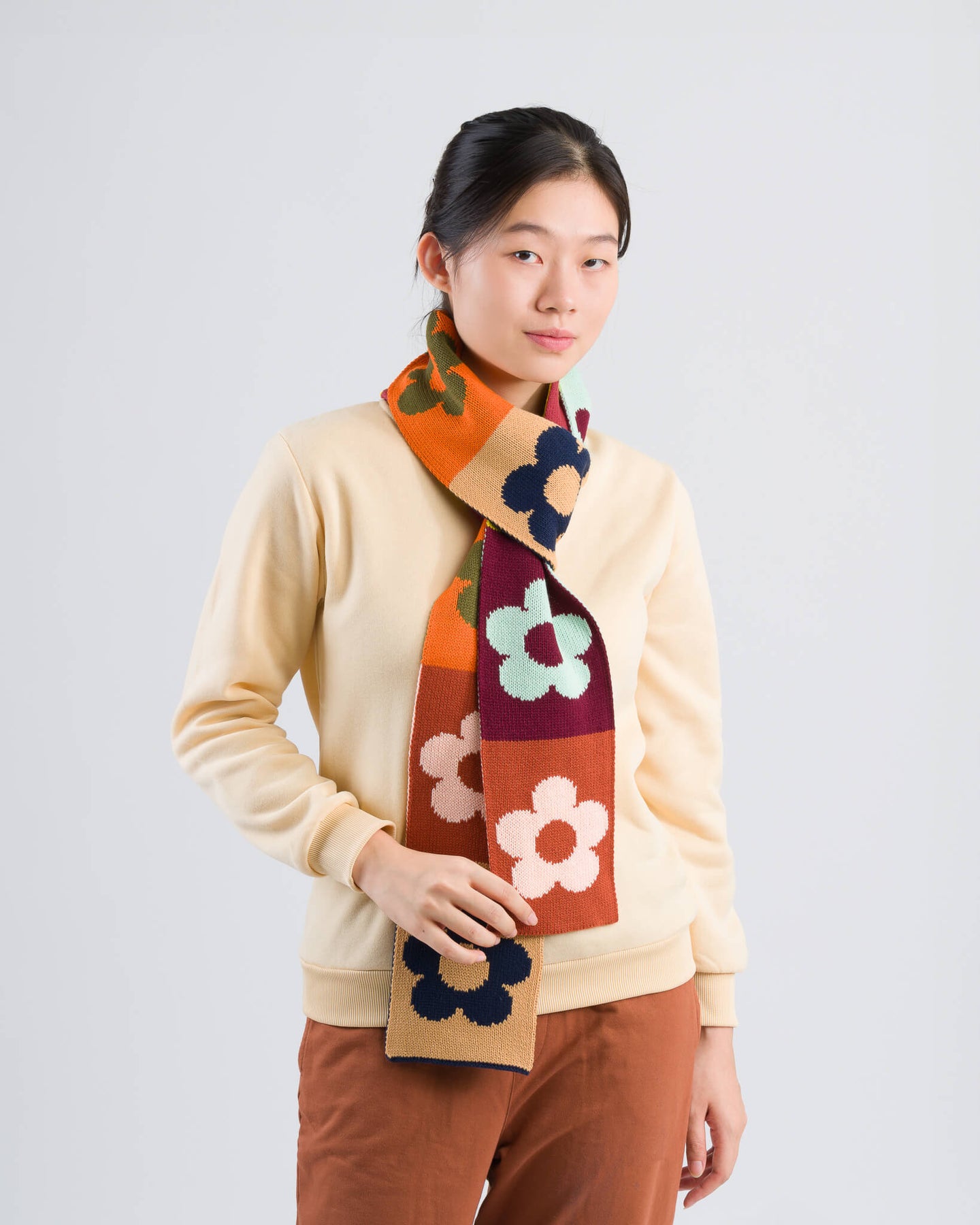 Flower Block Pattern Patchwork Knit Long Scarf Retro