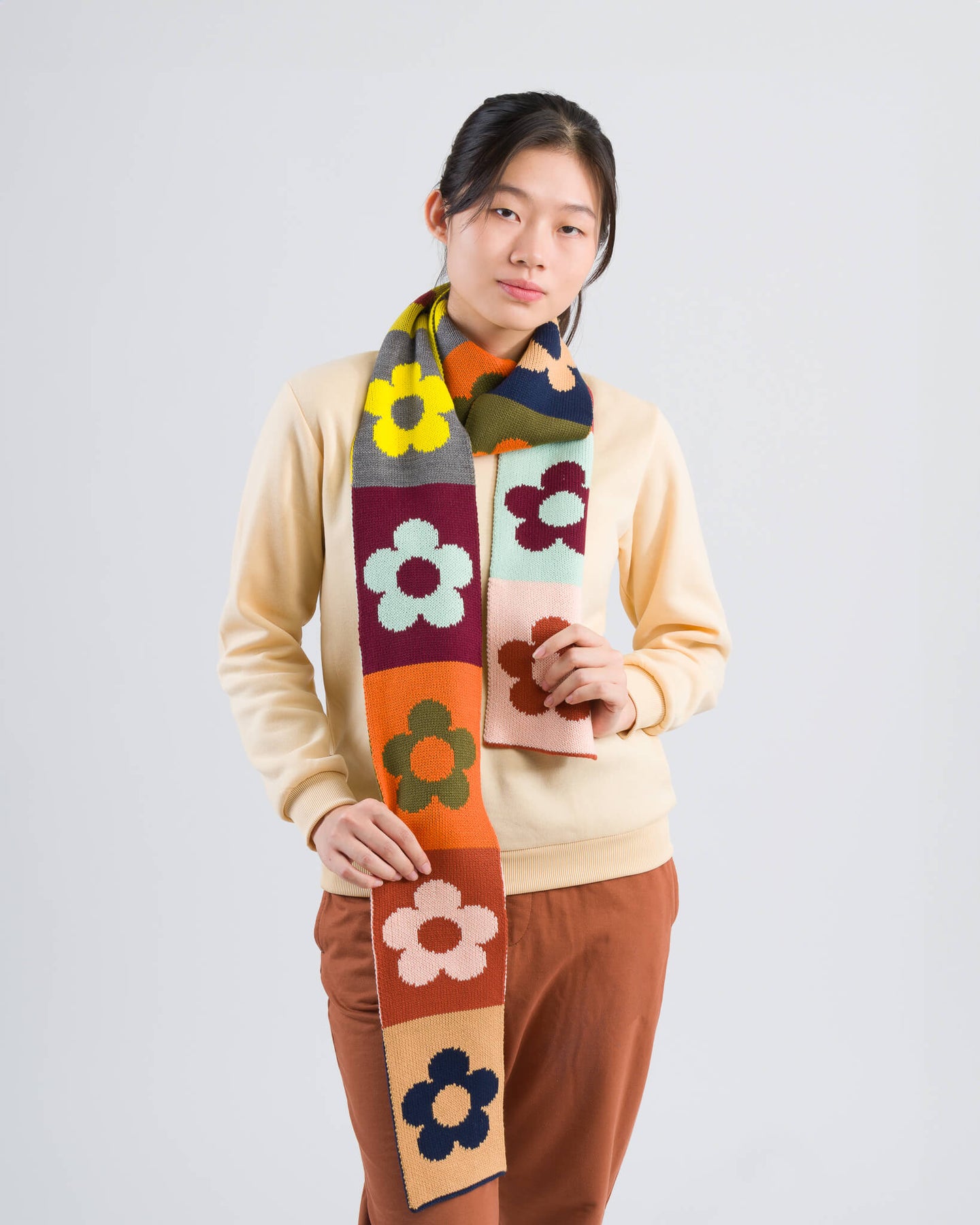 Flower Block Pattern Patchwork Knit Long Scarf Retro