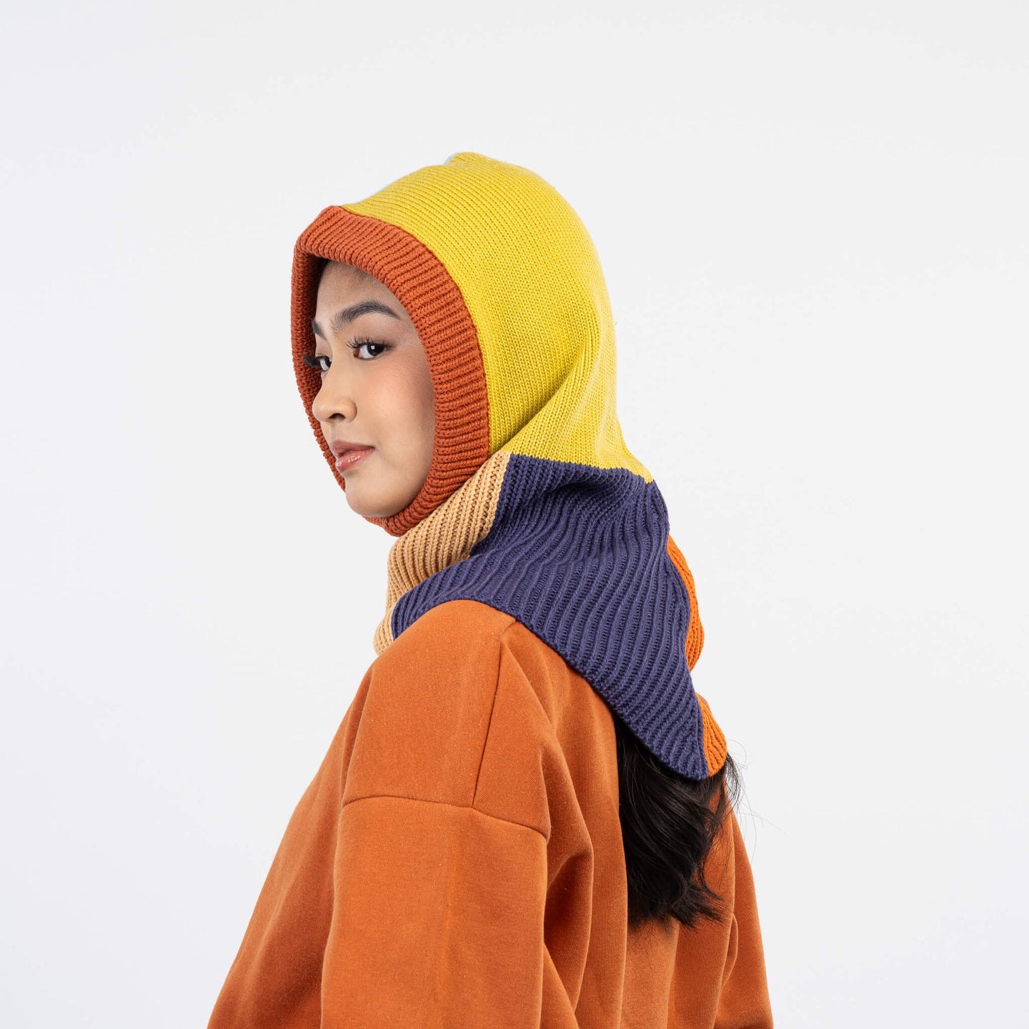 Mismatch Knit Hood