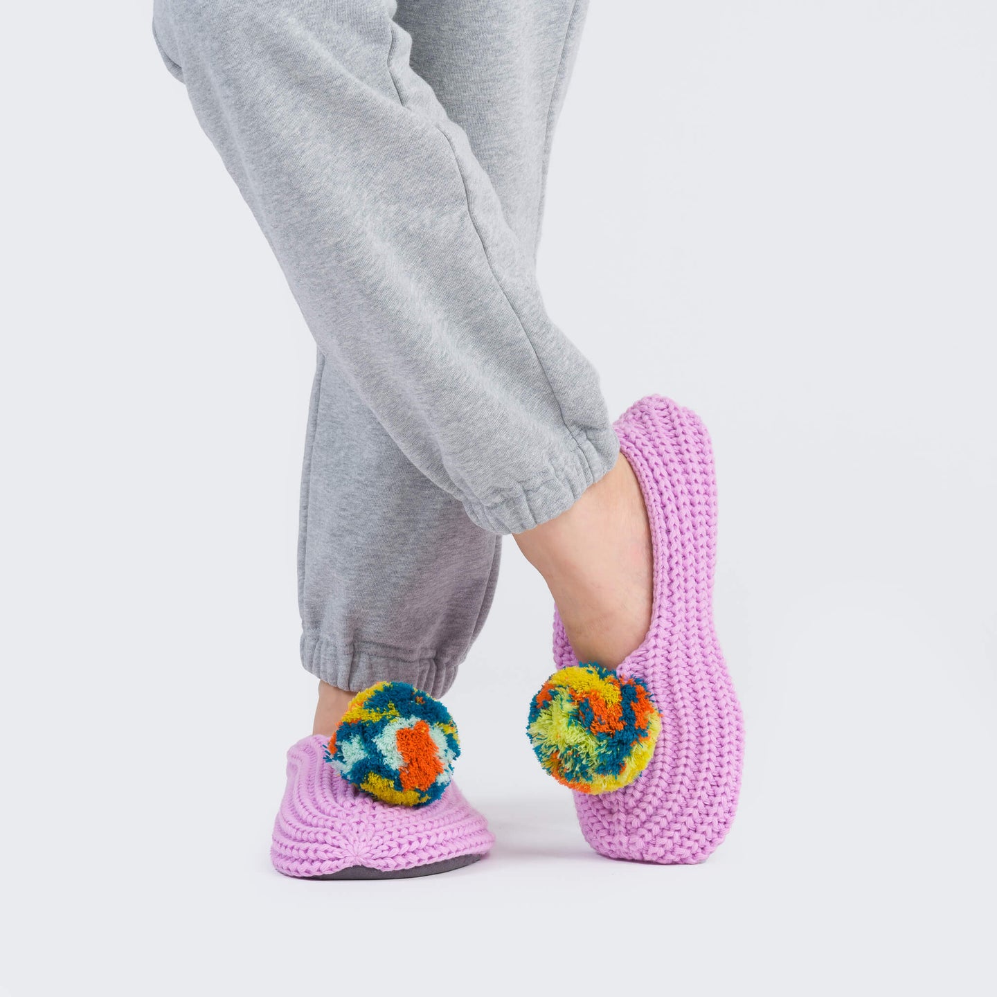 Marble Pommed Rib Knit Indoor Slippers