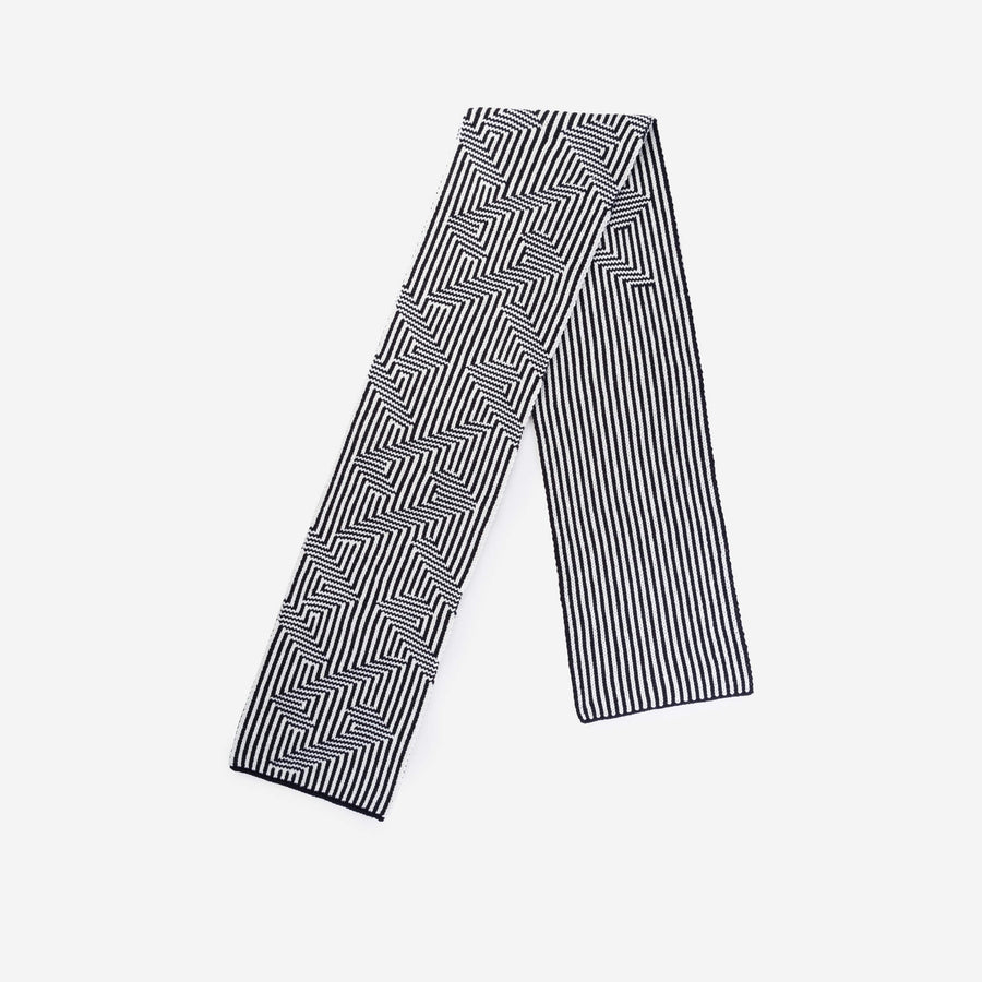 Black White | Optical Stripe Big Knit Scarf Two Tone Rib Stripes Reversible Detail