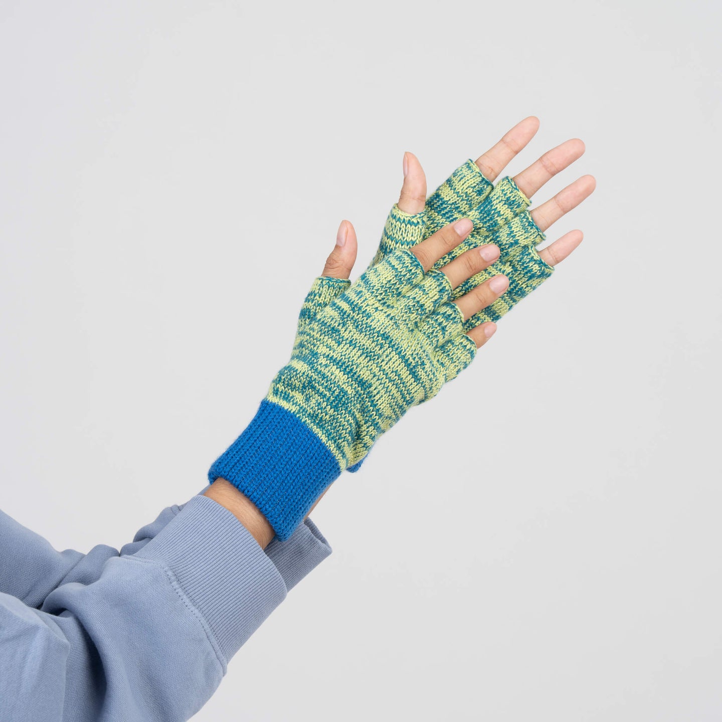 Colorblock Marled Knit Soft Fingerless Glove Blue Red
