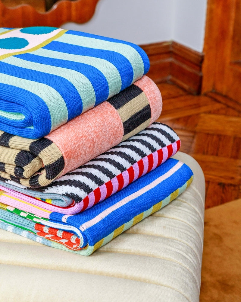colorful graphic knit throw blankets knit with hypoallergenic yarn