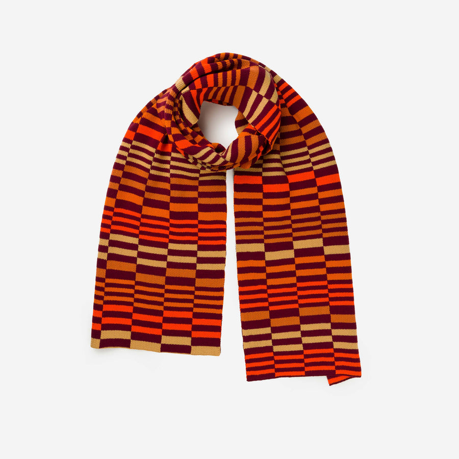 Wine Red | Albers Checkerboard Big Knit Pattern Scarf Reversible On Model Wear