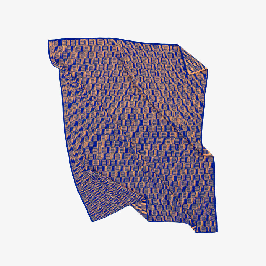 Cobalt | Checkerboard Chunky Texture Knit Blanket Close up
