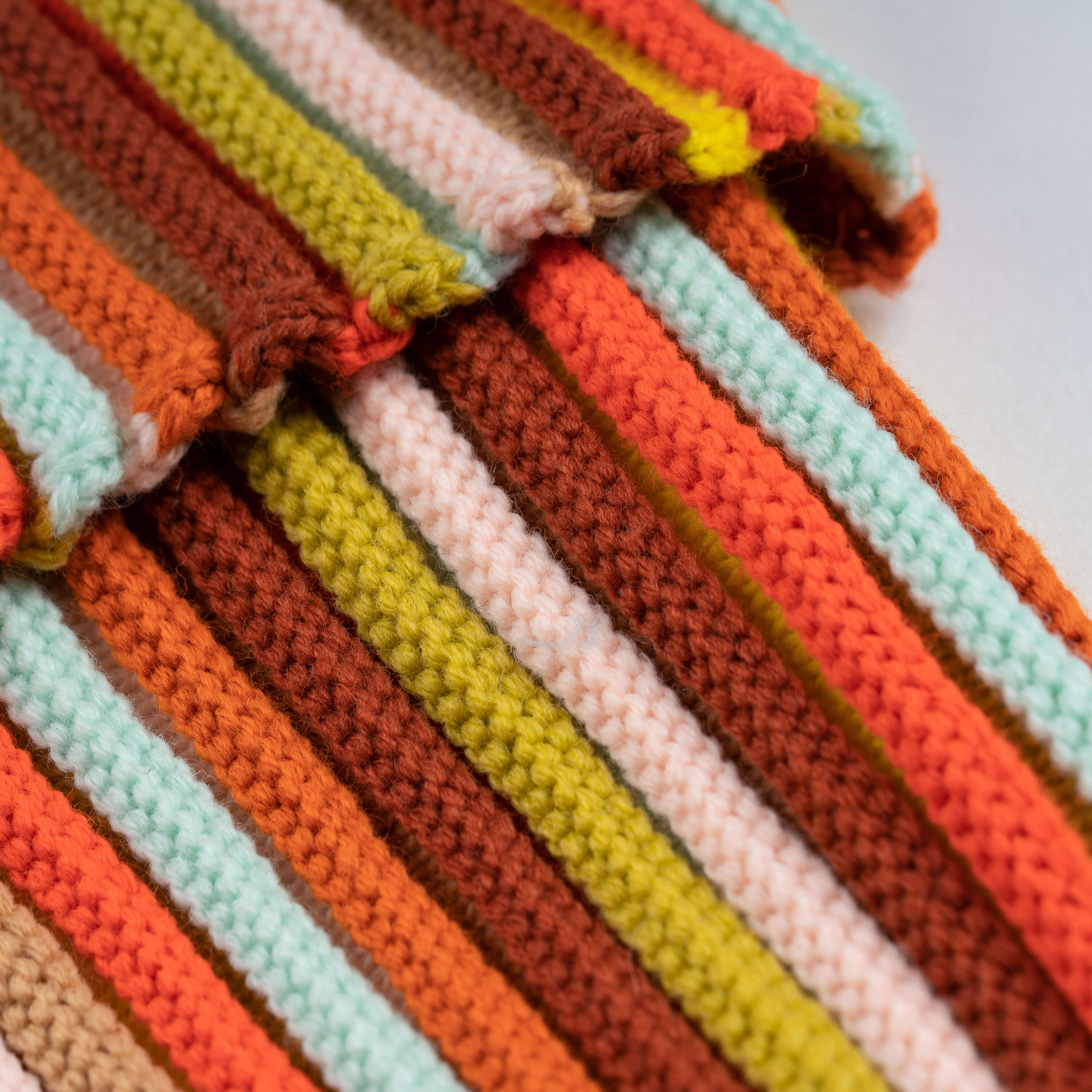ニットキャップ・ビーニー HUECLOSET Gradation Stripe Knit Beanie SE353 HI-VIS-SAFETY-BEANIE-WITH-